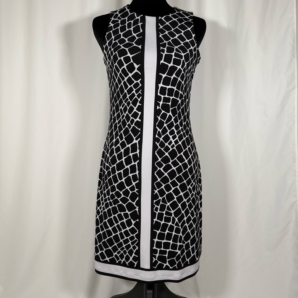 Michael Kors Black & White Sleeveless Geometric Shift Dress